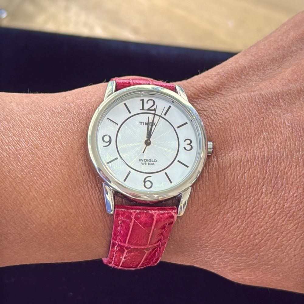 Timex Croc embossed Red Leather Strap Watch GUC